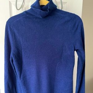COPY - Lord and Taylor cashmere turtleneck